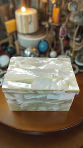 Mother of Pearl Jewelry Box – Crystal Gemstone Storage Container | Luxury Wedding Gift Her | Birthday Gift for Mom | Rare Handmade Treasure Unique Handicrafts IND