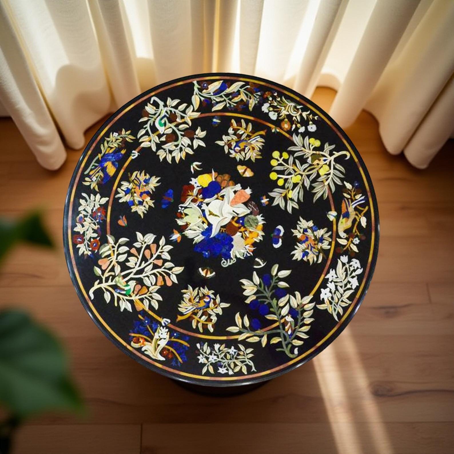 Luxuries Round Marble Coffee Table – Semi-Precious Gemstone Inlay Pietra Dura Table Top – Handmade Luxury Furniture for Home Décor Unique Handicrafts IND