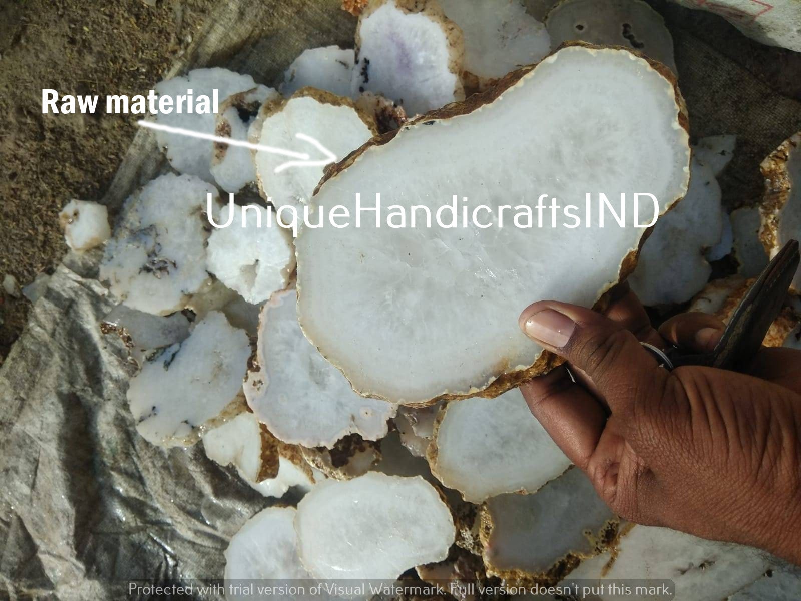 Stone Round Table Top | Quartz Table Top | Handmade Quartz Coffee Table for Home Decor | Natural Gemstone Furniture Unique Handicrafts IND