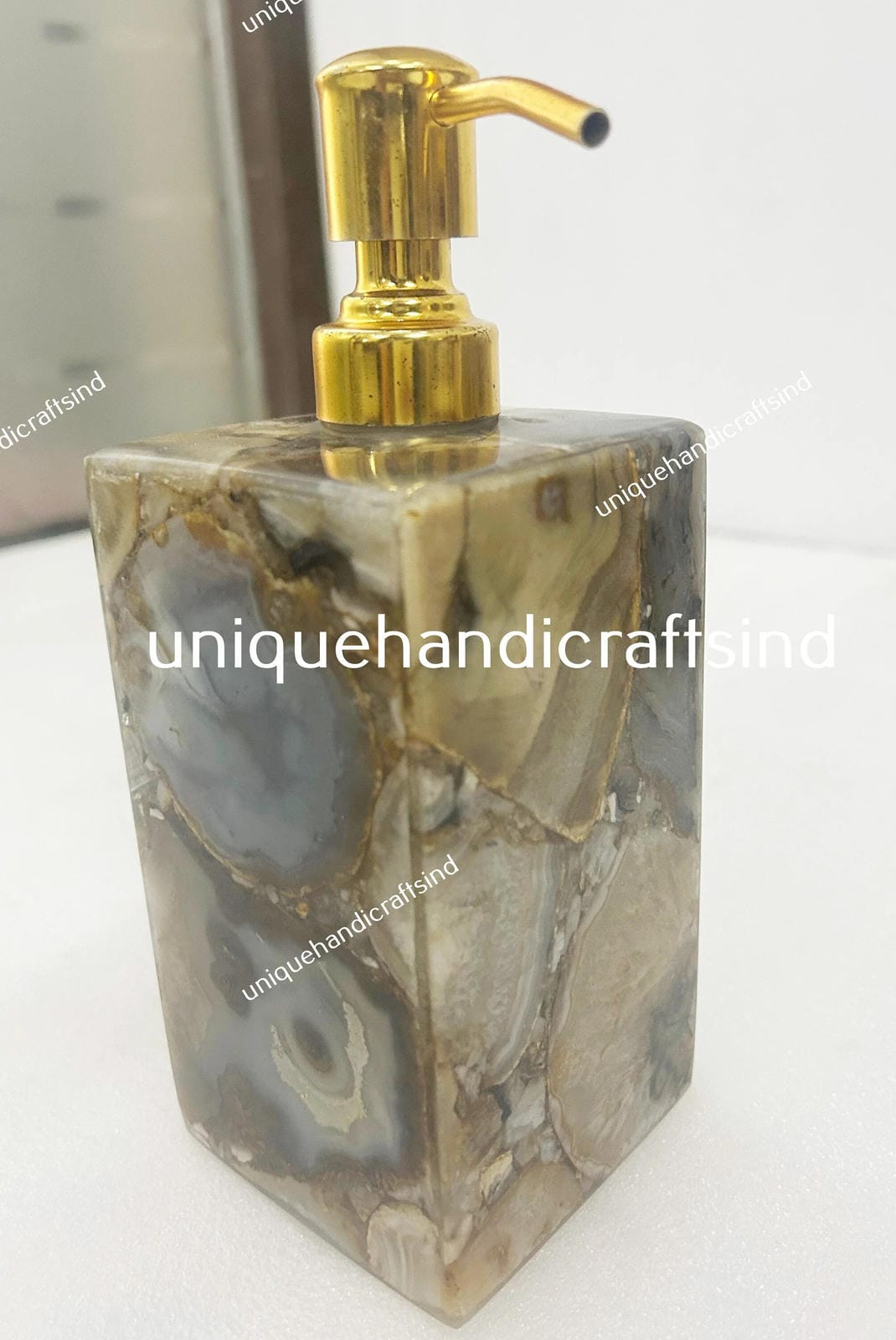 Natural Agate Soap Dispenser / Soap Or Lotion Pump Dispenser / Handmade Soap Dispenser for Kitchen & Bathroom / Stone Soap Dispenser Gifts Unique Handicrafts IND