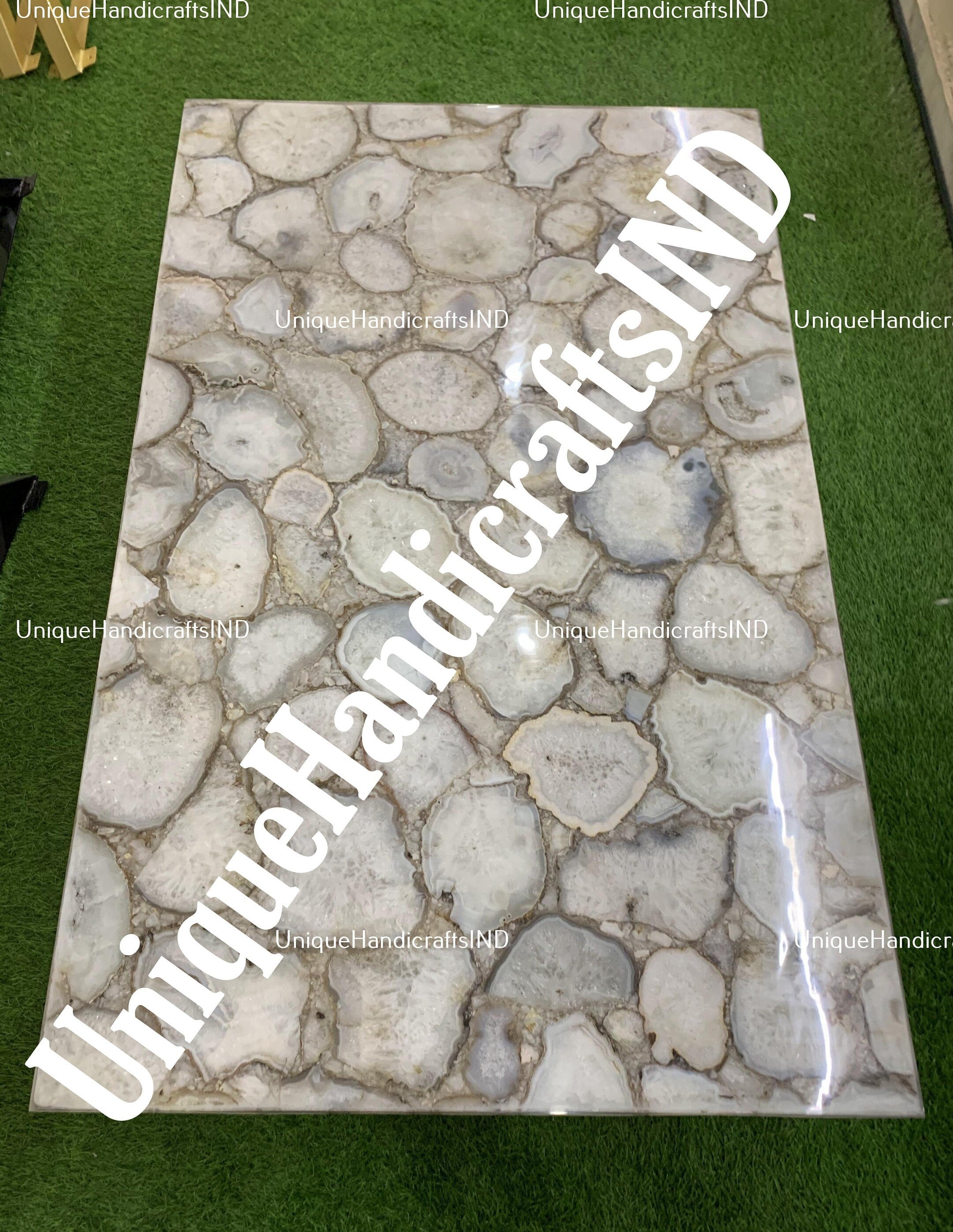 Stone Coffee table With White Salt Agate Stone Arts. Kitchen and dining table Handmade Farmhouse Dining Table Kitchen Countertops Slabs Unique Handicrafts IND