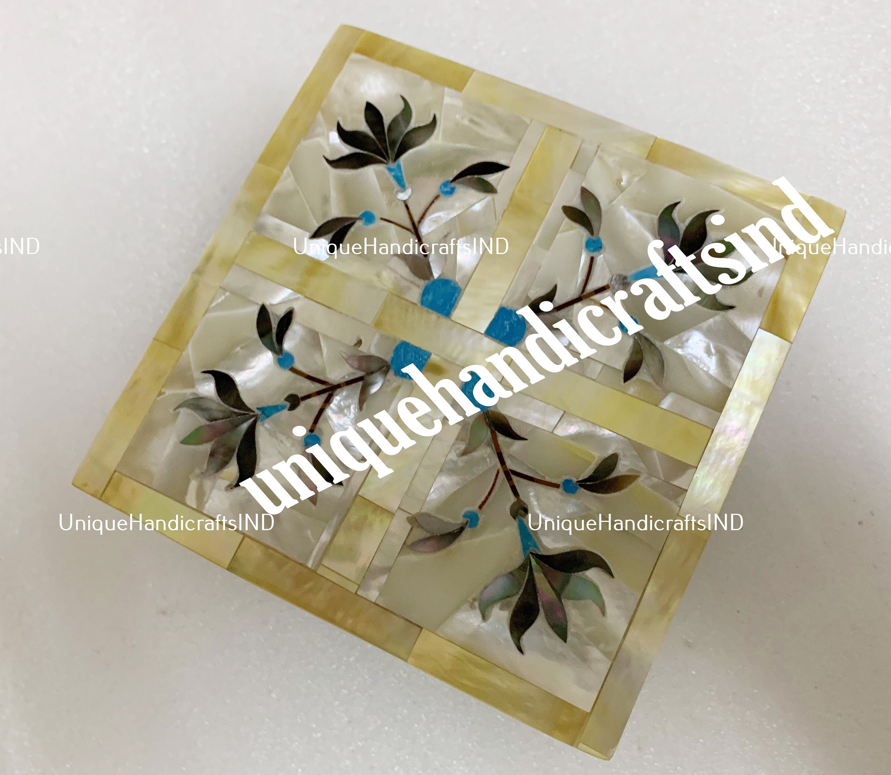 Engraved Birth Flower jewellery Box, Travel Jewelry Box, Birthday Gift, Bridal Party Gifts, Bridesmaid Gifts, Gift for her Unique Handicrafts IND