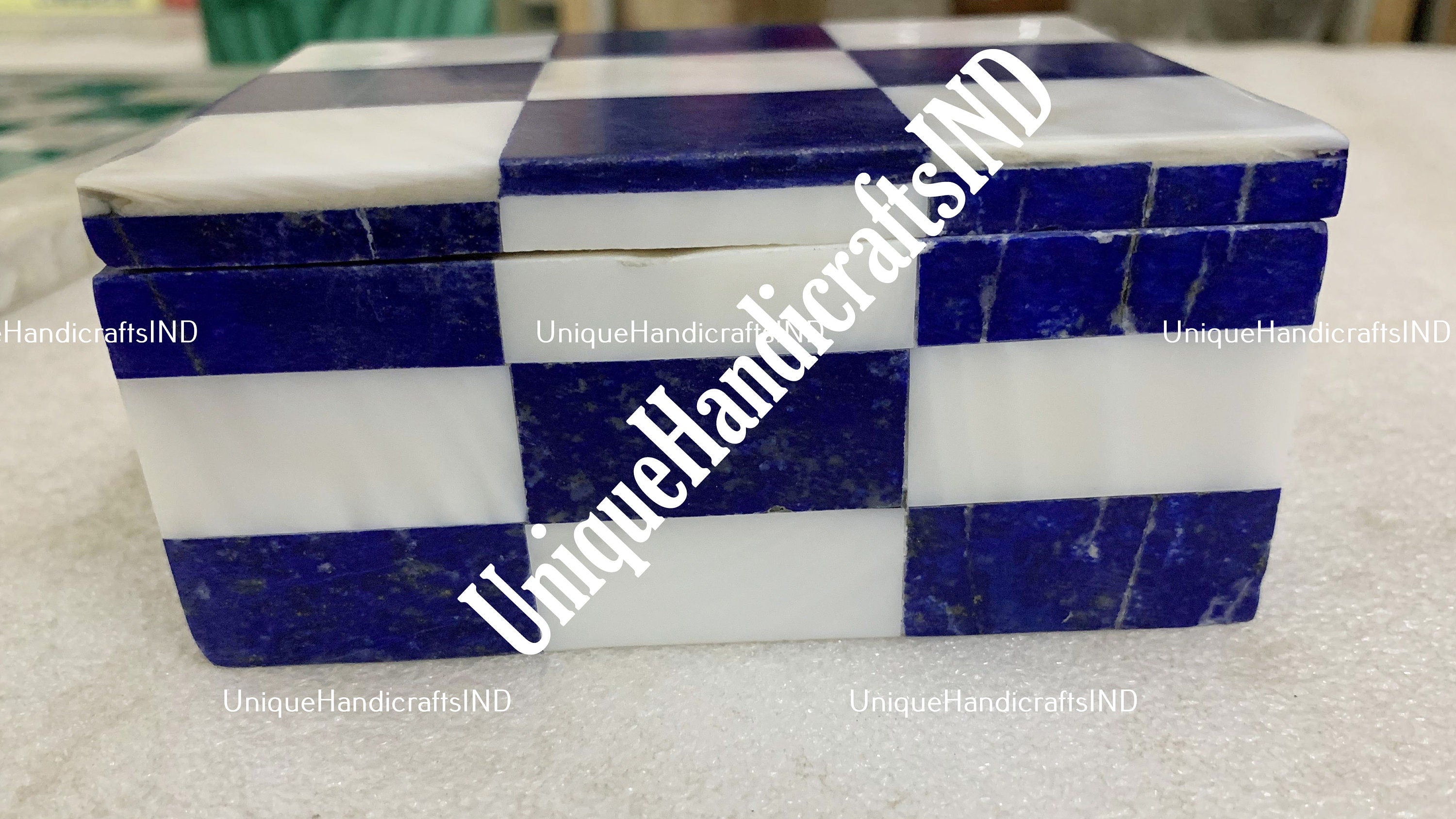 Elegant White Marble Jewelry Box, Storage Box Lapis & Mother of Pearl Inlay Gemstone Mosaic Arts Handmade Watch Box Wedding Gifts Unique Handicrafts IND