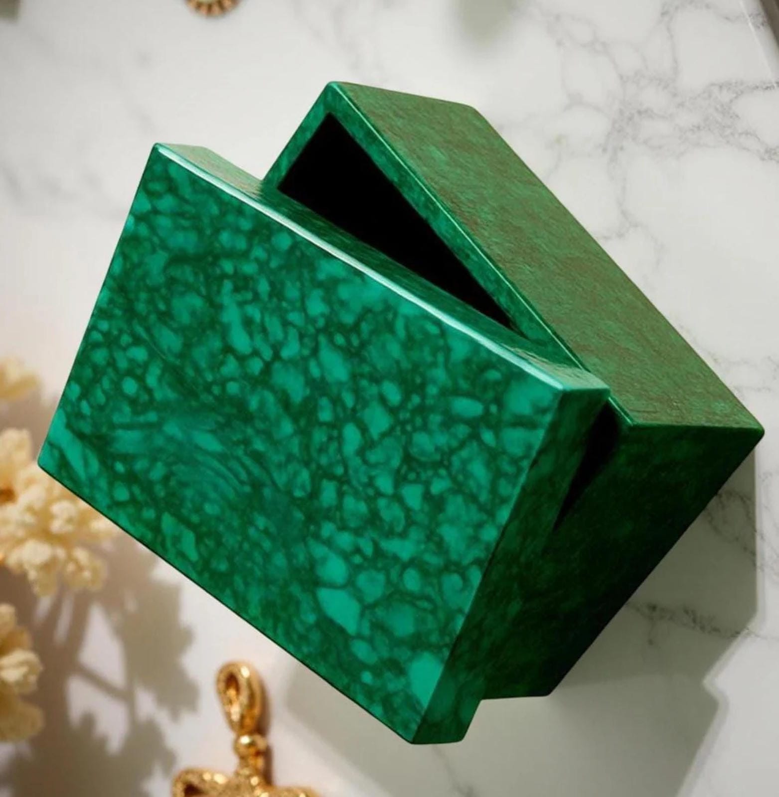 Malachite Inlay Jewelry Box – Handmade Stone Art Gift, Decorative Keepsake Box for Loved One, Unique Luxury Decor Unique Handicrafts IND