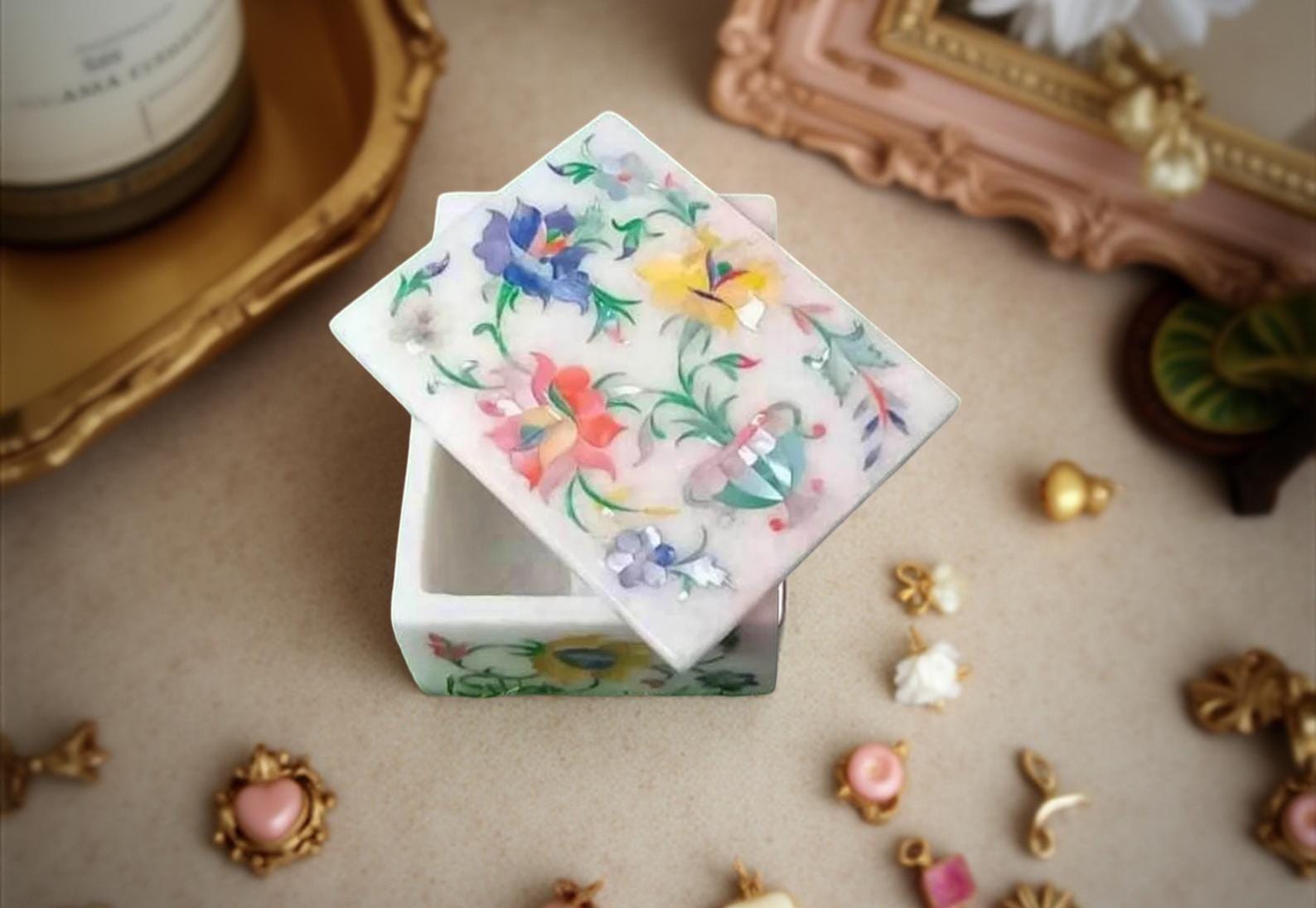 White Marble Jewelry Box – Rose Quartz & Semi-Precious Stone Inlay, Floral Pietra Dura Art, Handmade Gift for Her Unique Handicrafts IND