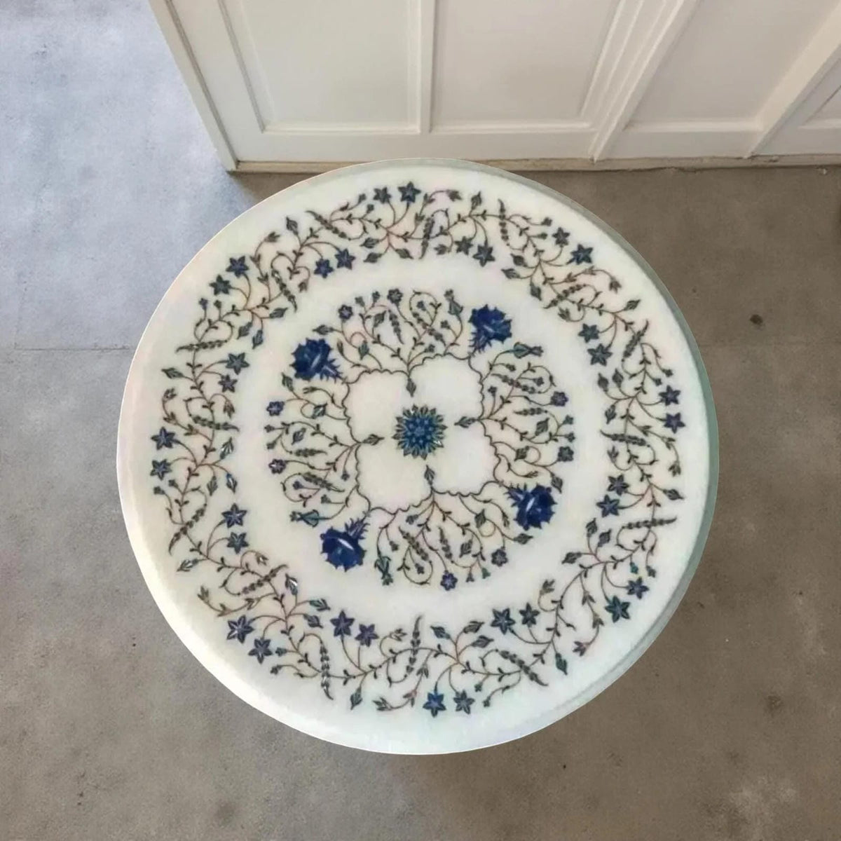 White Marble Coffee Table with Lapis Lazuli Inlay – Handmade Semi-Precious Stone Art Table – Luxury Living Room Decor Unique Handicrafts IND