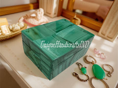 Malachite Green Marble Jewelry Box – Handmade Stone Keepsake Box, Decorative Accent Gift for Her, Made in India Unique Handicrafts IND
