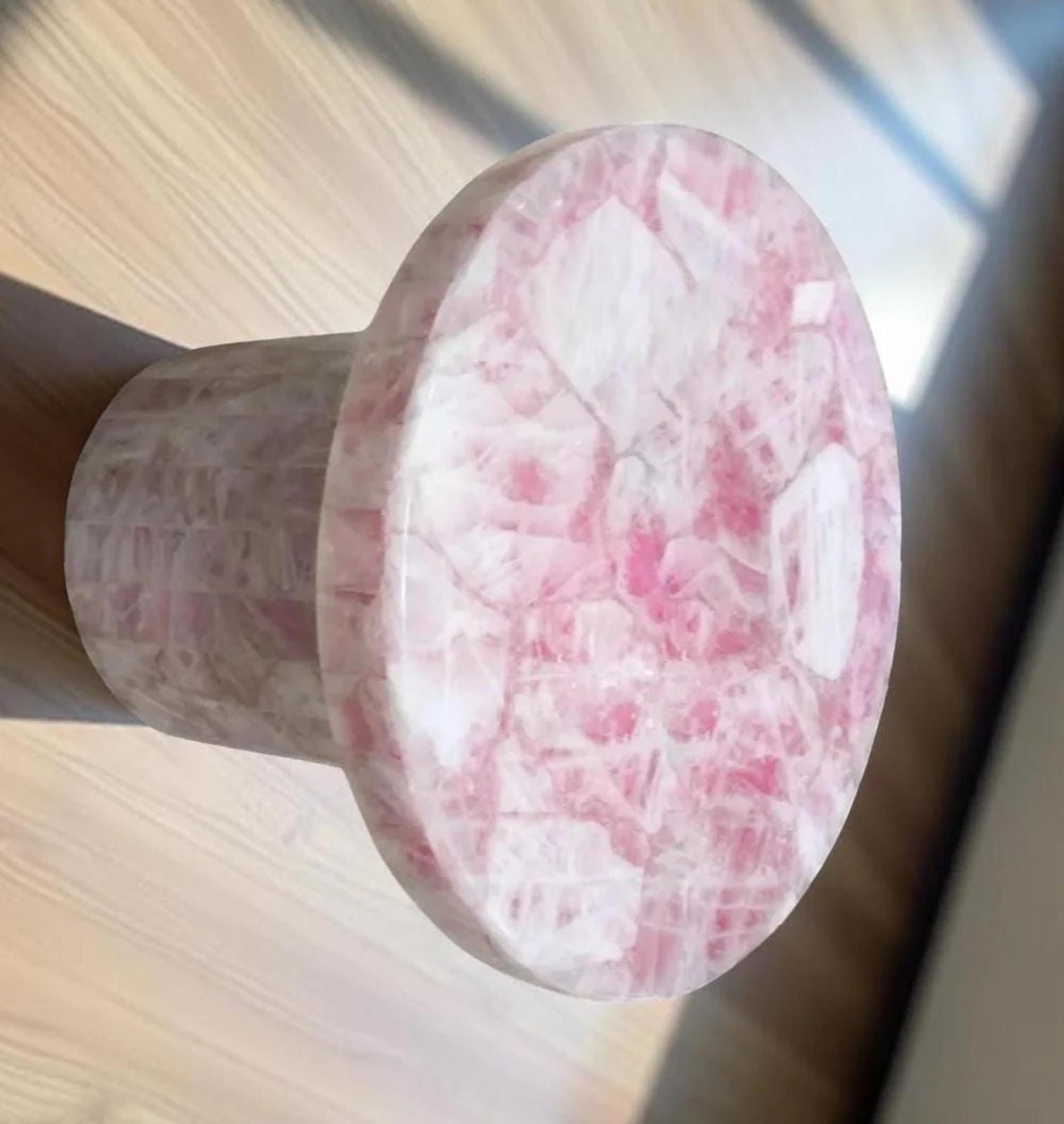 Antique Rose Quartz Round Table Top – Natural Gemstone Centerpiece – Quartz Desk or Coffee Table for Home Décor Unique Handicrafts IND