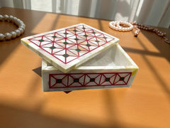 Handmade Marble Jewelry Box – Mother of Pearl & Semi Precious Stone Mosaic Keepsake Box Unique Handicrafts IND