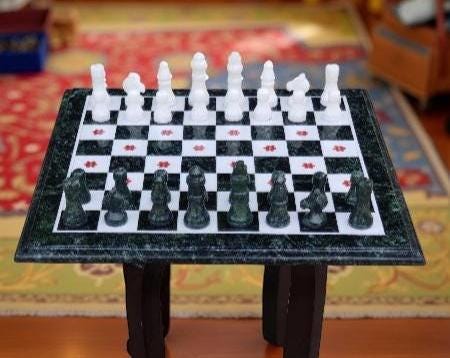 Antique Green Marble Chess Set Table With Chess Pieces And Wooden Stand Floral & Mosaic Arts Collectible Gifts For Dad Unique Handicrafts IND