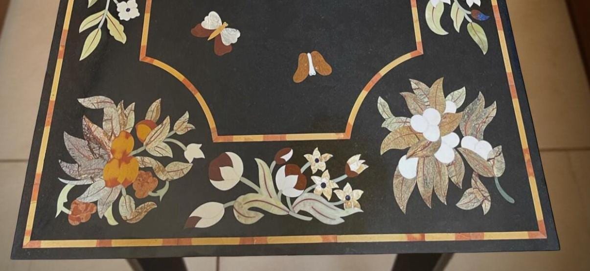 Black Marble Coffee Table Top – Pietra Dura Floral Inlay Art with Semi-Precious Stones | Handmade Table for Home Decor Unique Handicrafts IND