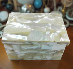 Mother of Pearl Jewelry Box – Crystal Gemstone Storage Container | Luxury Wedding Gift Her | Birthday Gift for Mom | Rare Handmade Treasure Unique Handicrafts IND