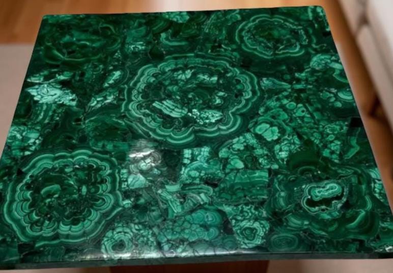 Malachite Coffee Table Top – Malachite Dining Table – Natural Green Stone Table – Malachite Inlay Table – Luxury Gemstone Furniture Unique Handicrafts IND