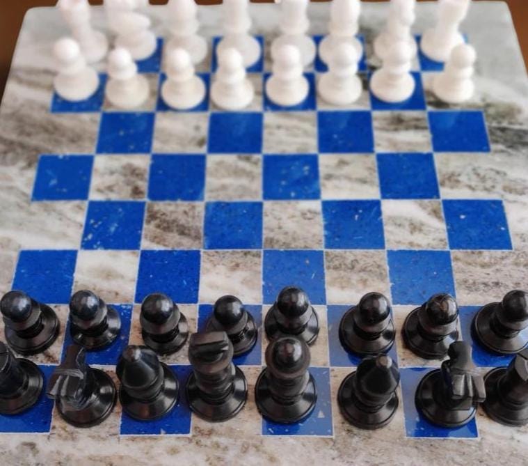 Luxury Marble Stone Chess Board – Lapis Lazuli Inlay Mosaic – Handmade Stone Art Game Set – Decorative Gift for Him Unique Handicrafts IND